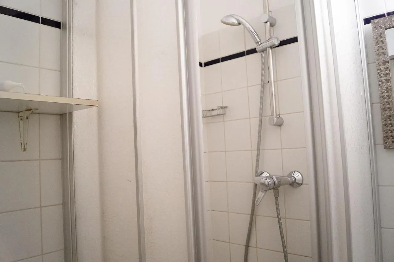 Lovely 2 Apartments - Suitable For Long Stays Vienna