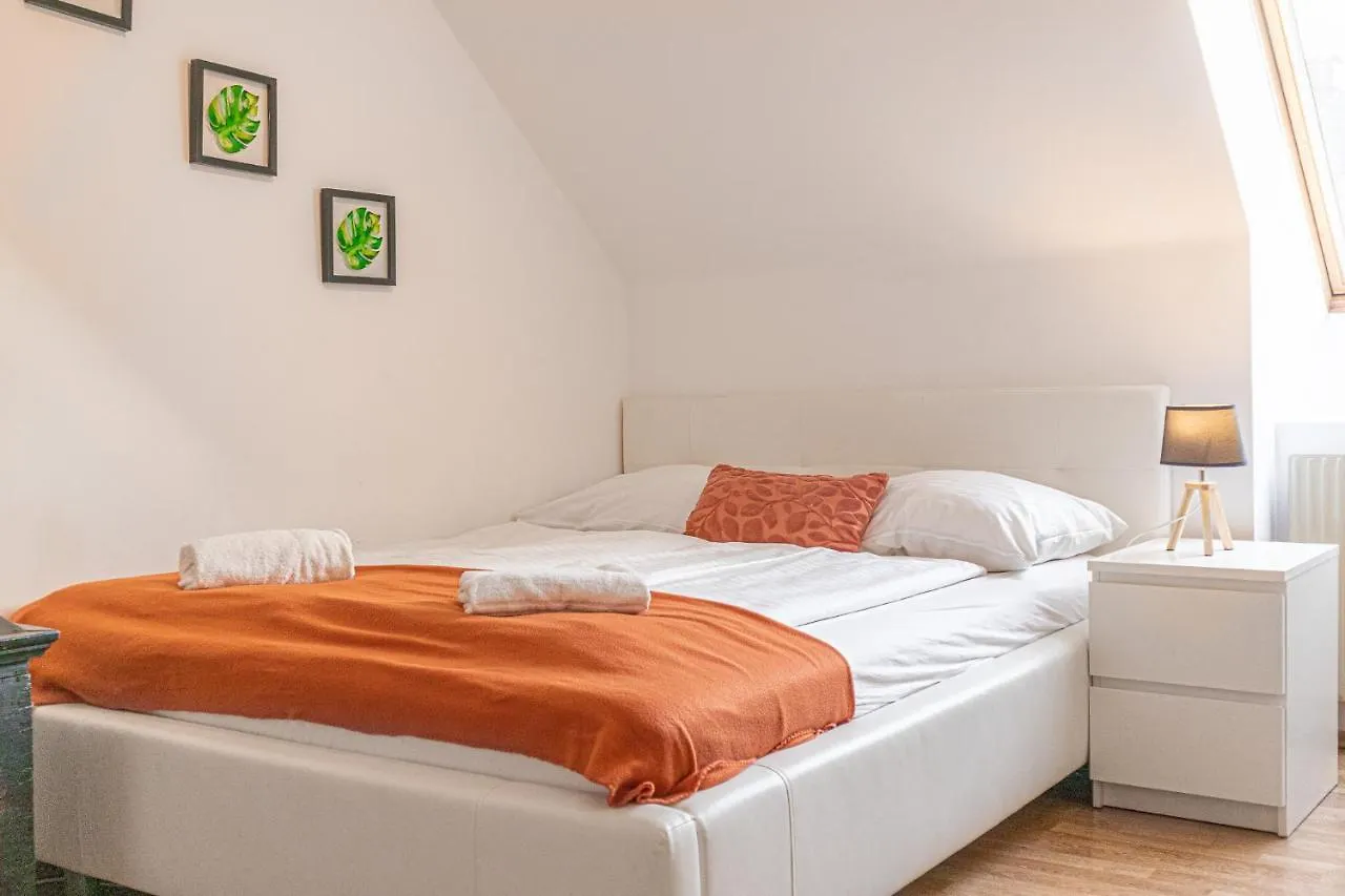 Lovely 2 Apartments - Suitable For Long Stays Vienna