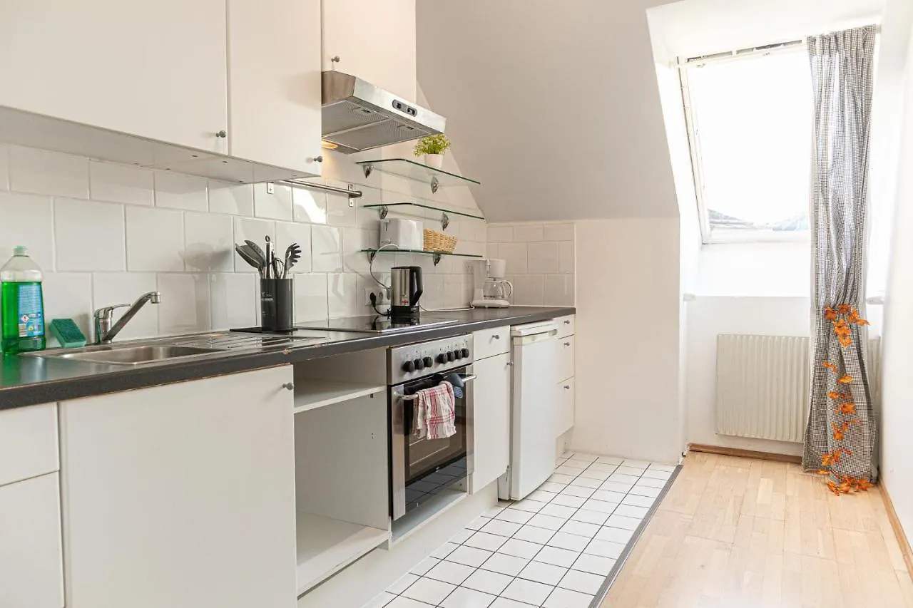 Lovely 2 Apartments - Suitable For Long Stays Vienna