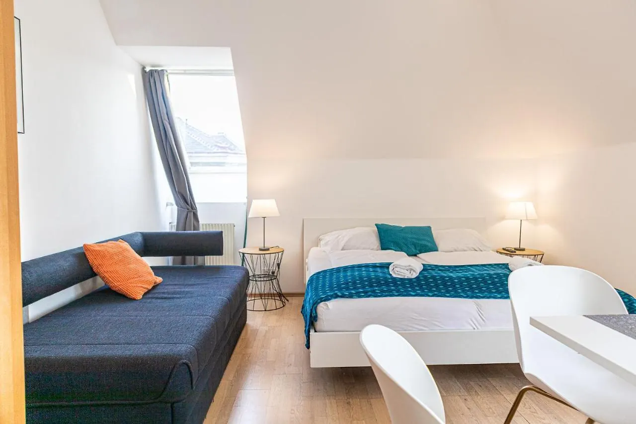 Lovely 2 Apartments - Suitable For Long Stays Vienna Austria