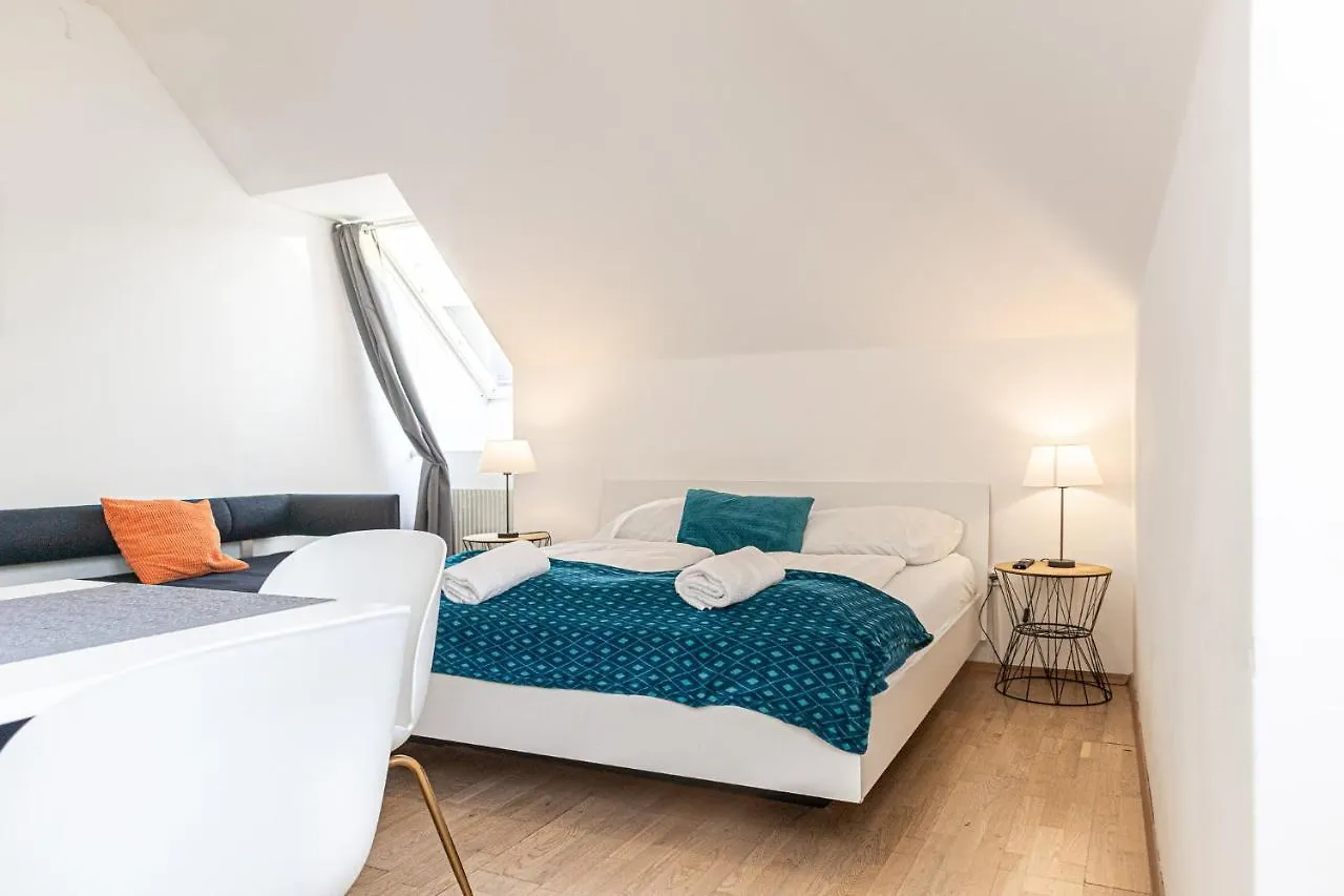 Lovely 2 Apartments - Suitable For Long Stays Vienna